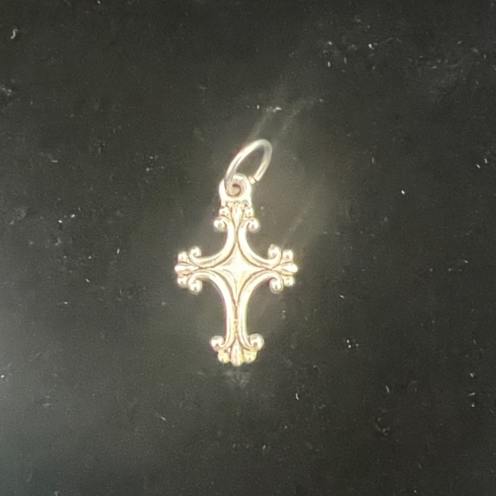 Ornate Silver Cross Pendant - Filigree Design